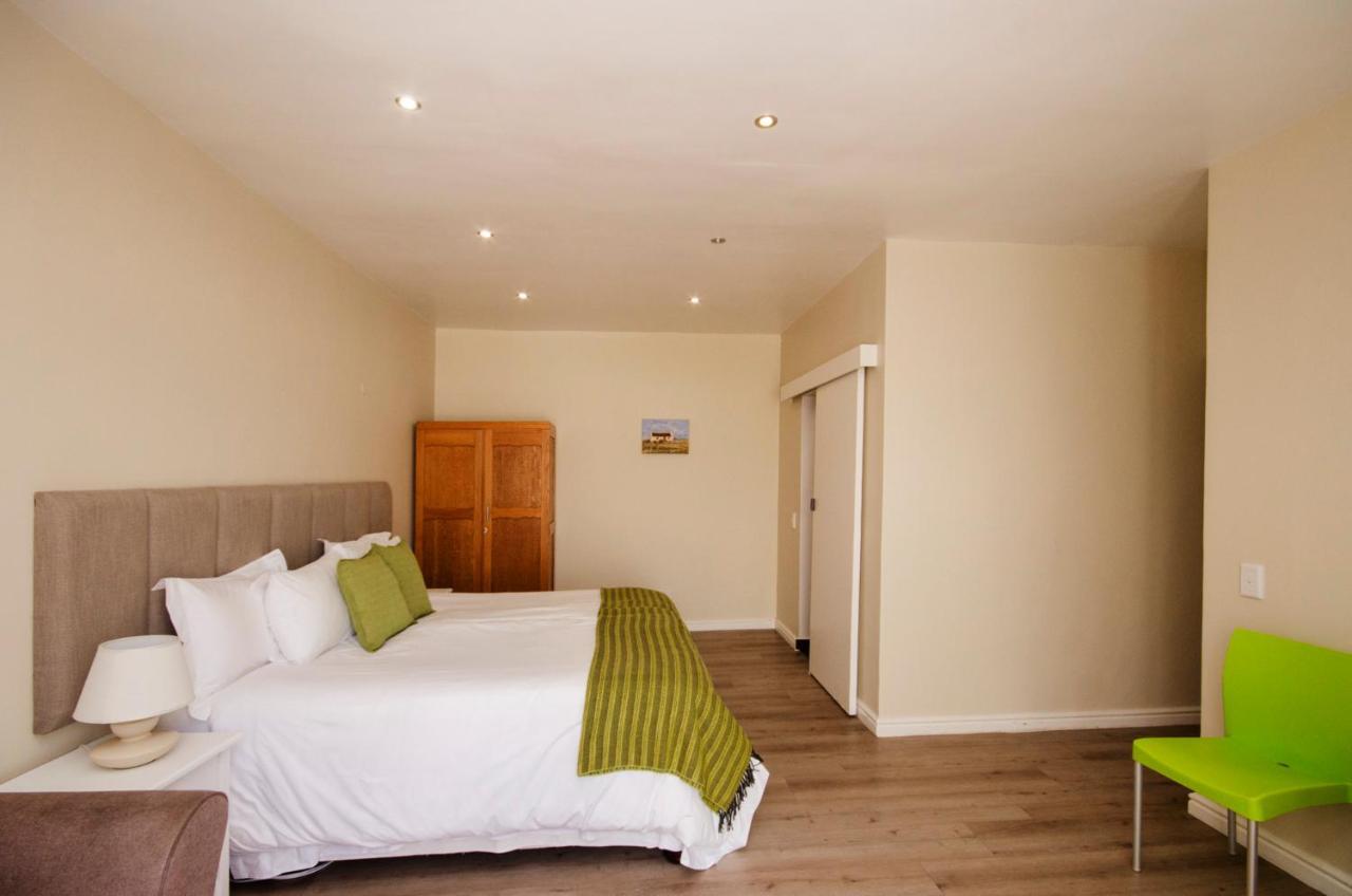 Small Bay Guest House Bloubergstrand Luaran gambar