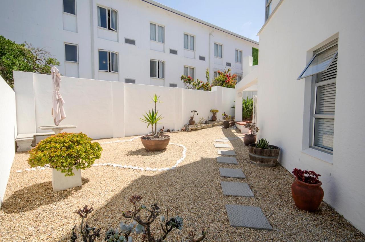 Small Bay Guest House Bloubergstrand Luaran gambar