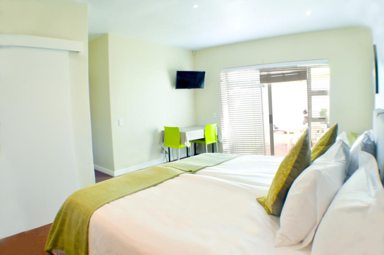 Small Bay Guest House Bloubergstrand Luaran gambar